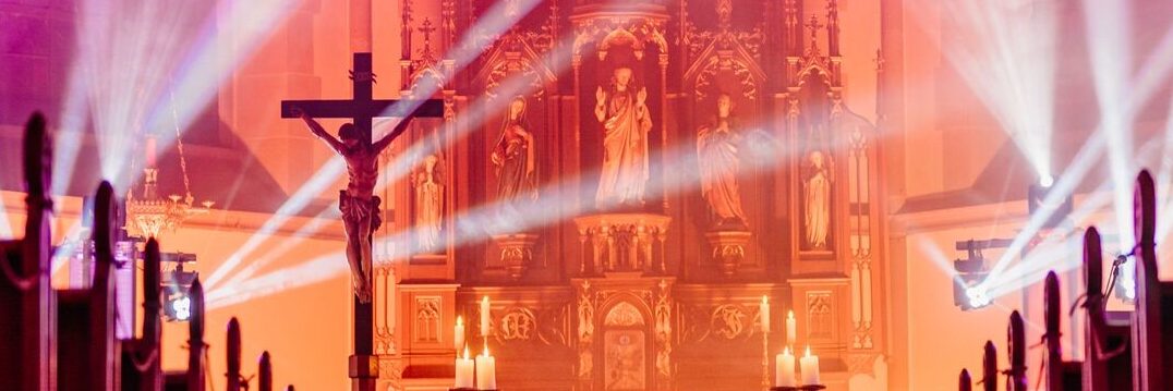 Illuminierte Herz-Jesu-KircheBesim Mazhiqi
